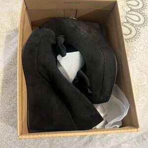 Chic Black Bow Women's Heels